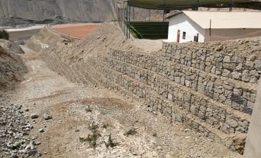 Gabion walls to protect the ravine of Santa Rosa - Swiss Better Gold Association